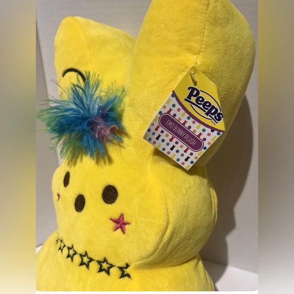 Emo yellow 16” Peeps plush Marshmallows Scent New with Tags & Free 🎁 - Picture 5 of 8